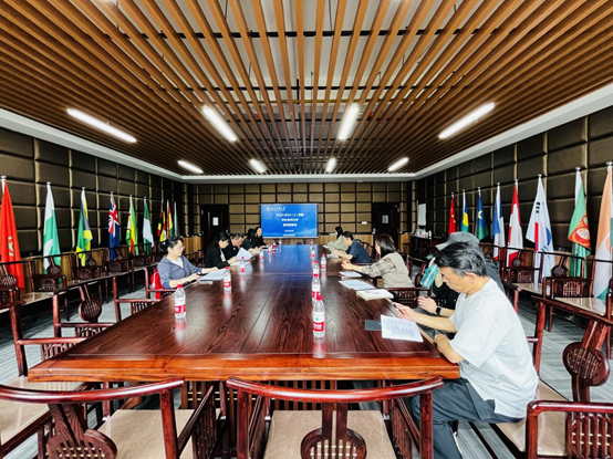 ������ҵ��ѧ����ѧԺ��֯�ٿ����������ѧ��Ŀ��ѧ��ϯ��